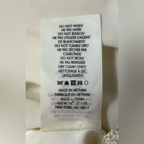 Alice & Olivia Dress Womens 8 Light Gold Metallic Lace Shift Mod Mini Cocktail - Picture 15 of 15